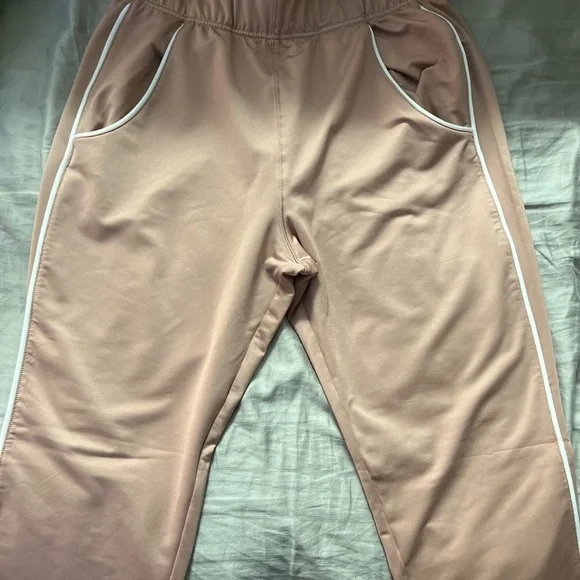 Gym-shark light pink joggers - Picture 5 of 5